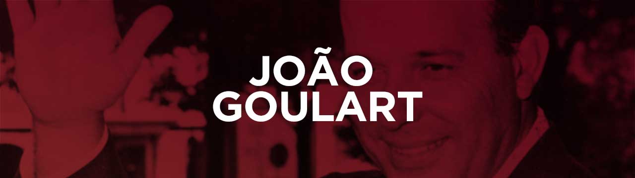João Goulart, ao chegar ao Brasil, assume seu cargo de presidente, porém, diferentemente de todos os outros presidentes do Brasil, ele é presidente em um sistema parlamentarista. Assim, Tancredo neves do PSD, como Primeiro Ministro, tinha mais poderes do que o próprio João Goulart. Já em 1963, foi realizado um Plebiscito para definir se o país continuaria num sistema parlamentarista ou se retornaria ao presidencialismo. Com 74% dos votos, o presidencialismo vence e o Jango (apelido do João Goulart) também! Dessa forma, ele consegue assumir o maior cargo do poder executivo.